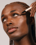 #JetLiner - jet black eyeliner pen with a brush tip - Image 2